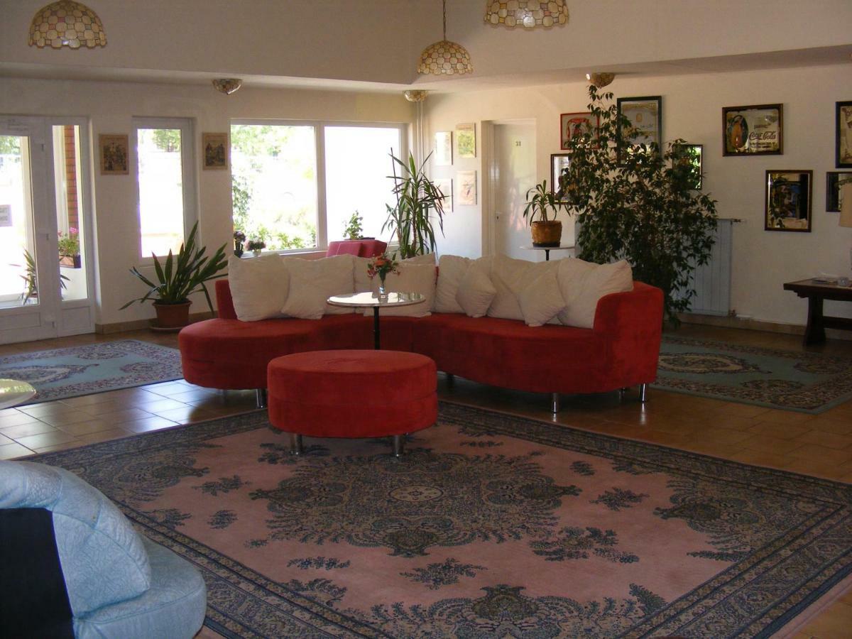 Hódmezővásárhely Hotel Pelikan מראה חיצוני תמונה