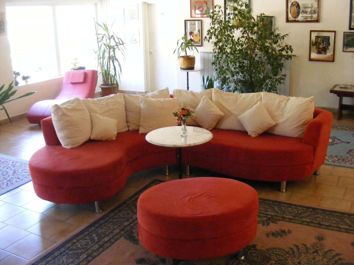 Hódmezővásárhely Hotel Pelikan מראה חיצוני תמונה